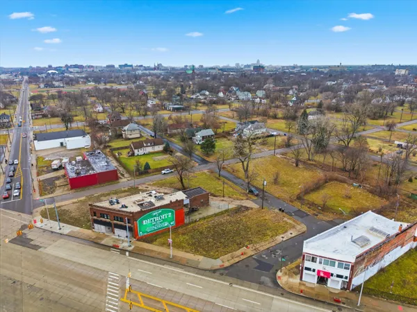 $75,000 | 3347 Gratiot Avenue, Detroit, MI 48207