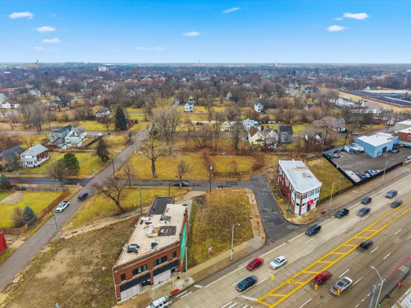 $75,000 | 3347 Gratiot Avenue, Detroit, MI 48207