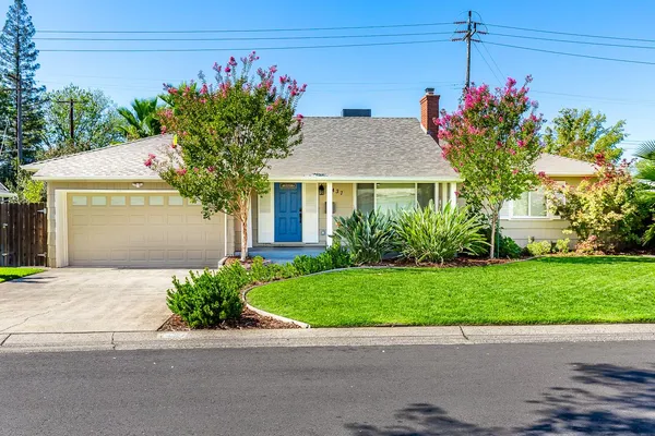 $515,000 | 2437 Parkwood Drive, Sacramento, CA 95821