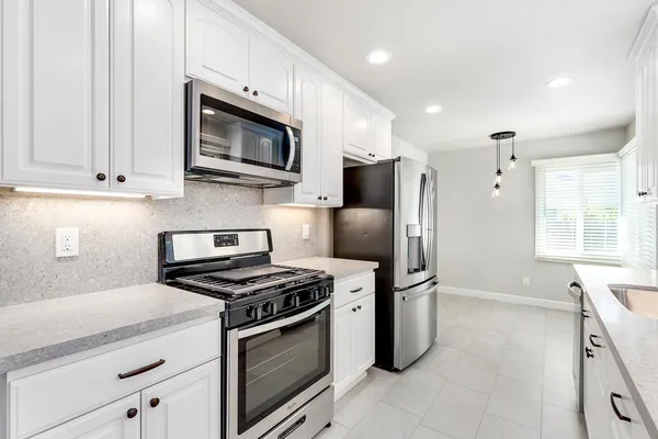 $515,000 | 2437 Parkwood Drive, Sacramento, CA 95821