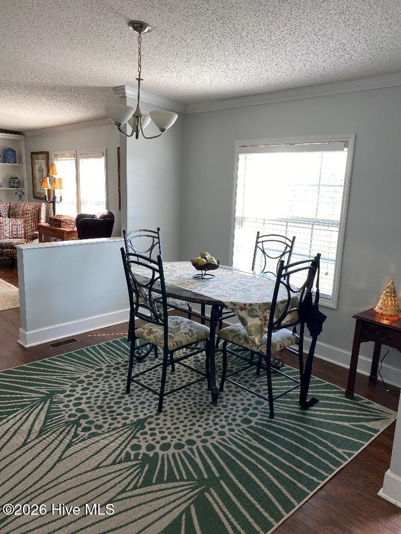 6740 Stantonsburg Road Farmville, NC 27828 - Photo 4 of 21 Dining room