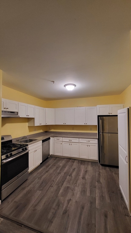 361 Hildreth Street, Unit 14 Lowell, MA 01850 - Photo 5 of 13