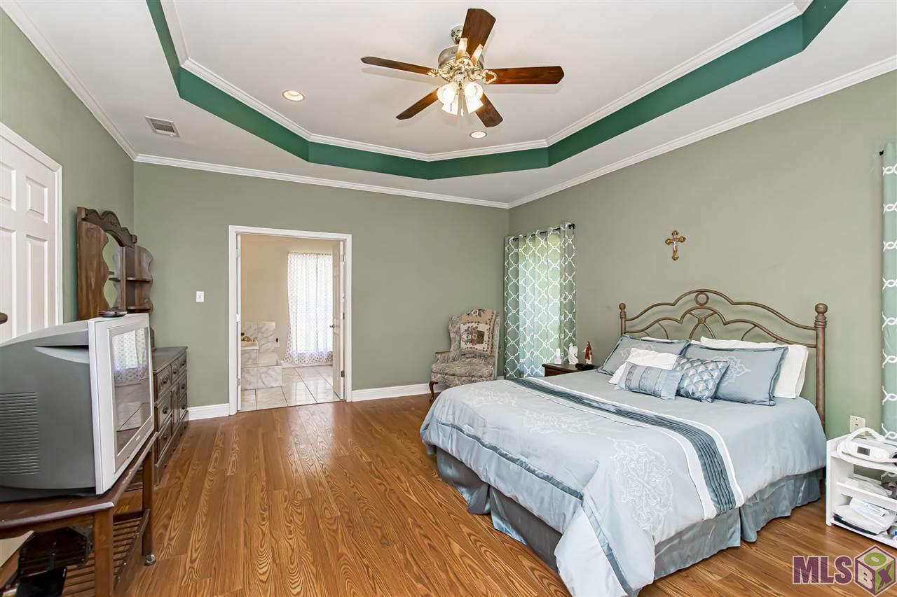 32890 Perkins Road Denham Springs, LA 70706 - Photo 16 of 30