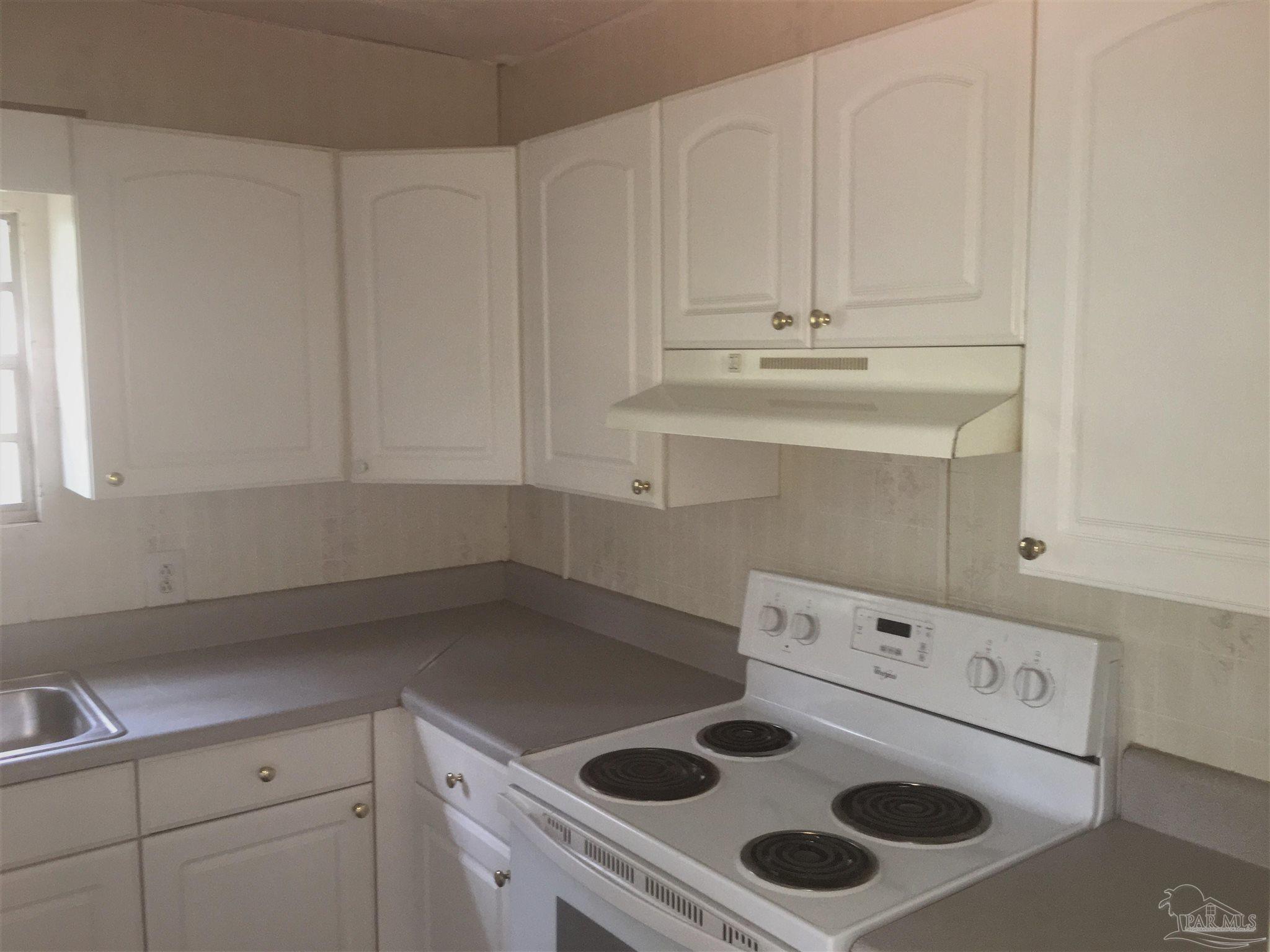 6591 Robie Road Milton, FL 32570 - Photo 6 of 16 Gallery Image 6