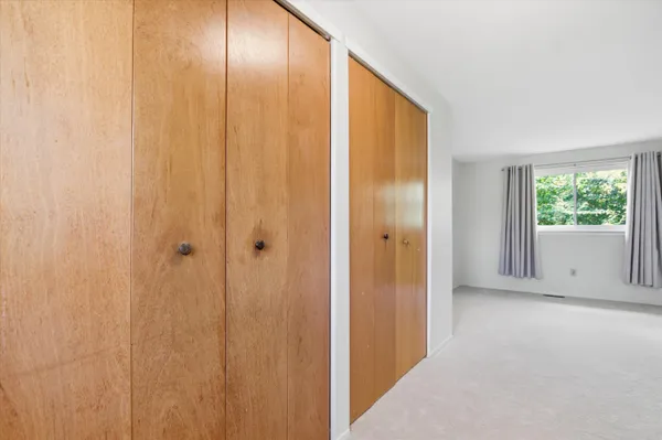 $3,000 | 2825 Tuebingen Parkway, Ann Arbor, MI 48105