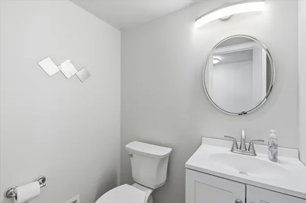 $3,000 | 2825 Tuebingen Parkway, Ann Arbor, MI 48105