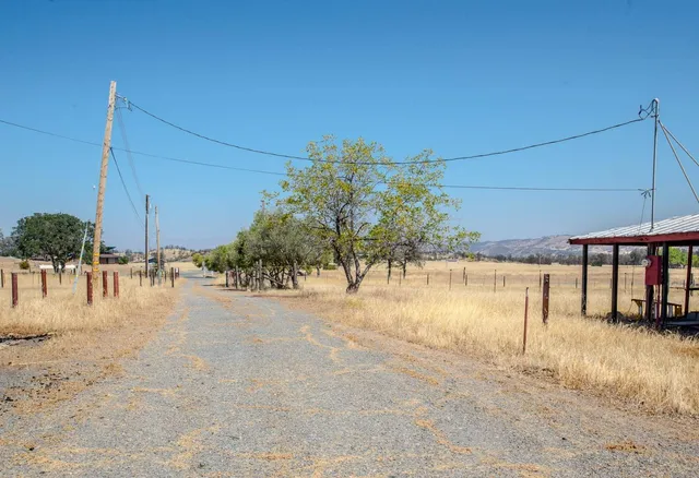 a view of a bathroom