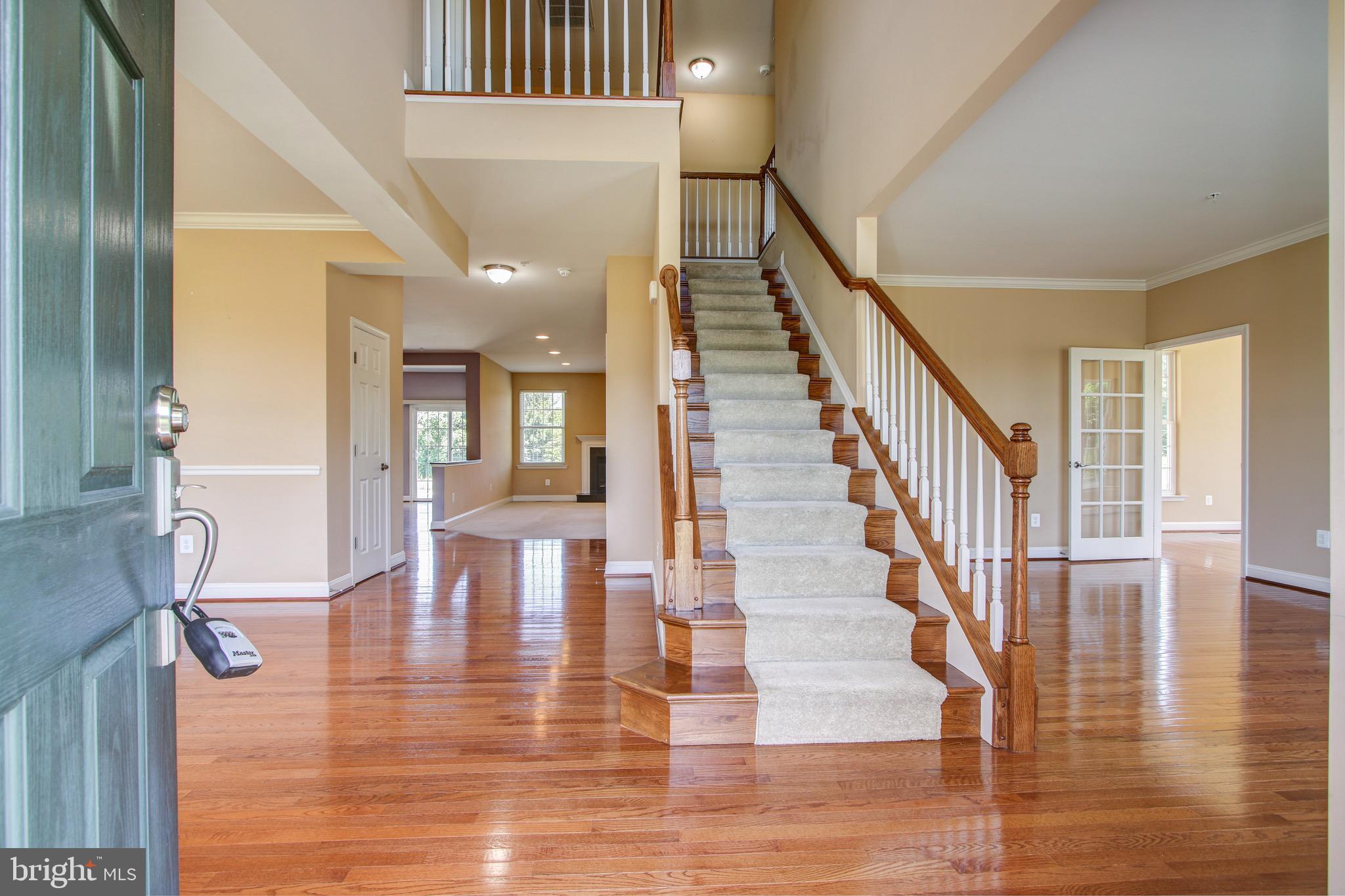 15530 Germantown Road Germantown, MD 20874 - Photo 11 of 53 Entry