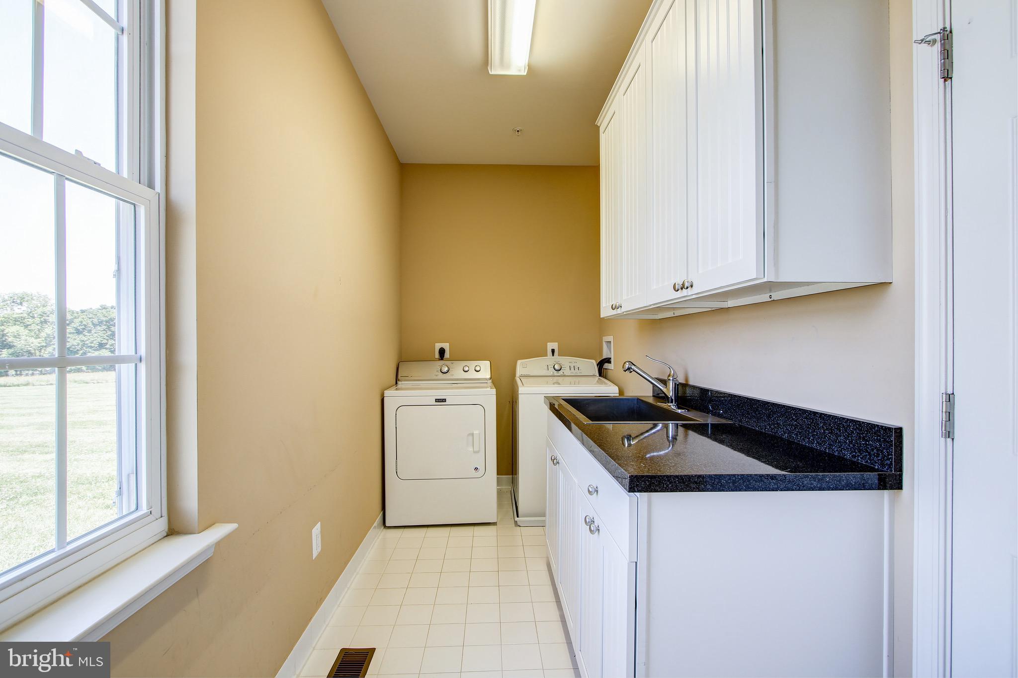 15530 Germantown Road Germantown, MD 20874 - Photo 29 of 53 Main Level Laundry Room