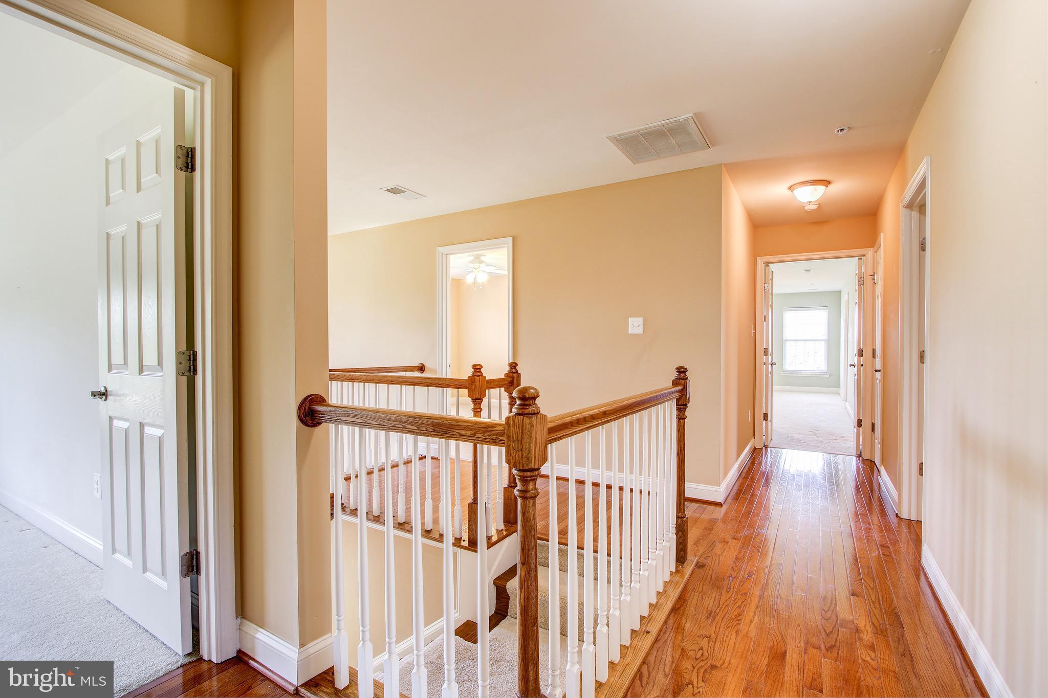 15530 Germantown Road Germantown, MD 20874 - Photo 30 of 53 Upper Level Hallway