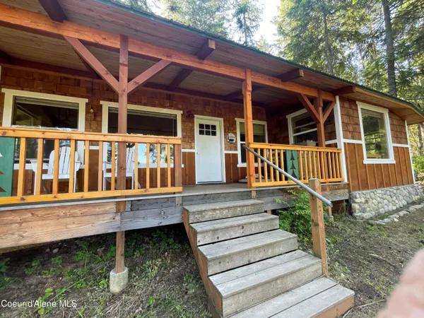 $299,000 | 1942 Two Tail Road, Bonners Ferry, ID 83805