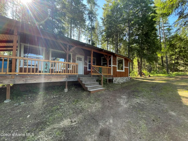 $299,000 | 1942 Two Tail Road, Bonners Ferry, ID 83805