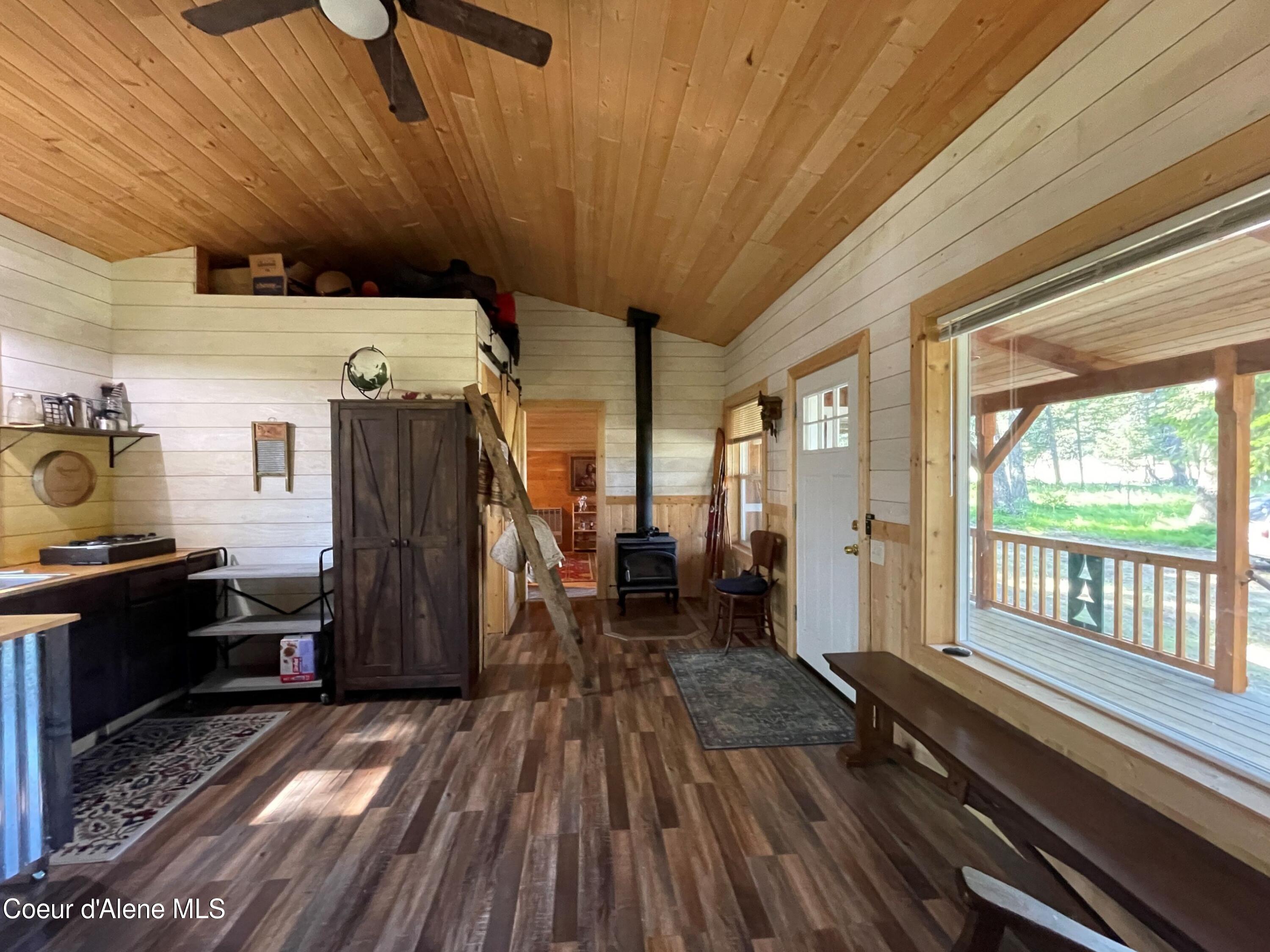 1942 Two Tail Road Bonners Ferry, ID 83805 - Photo 23 of 68 IMG_4098