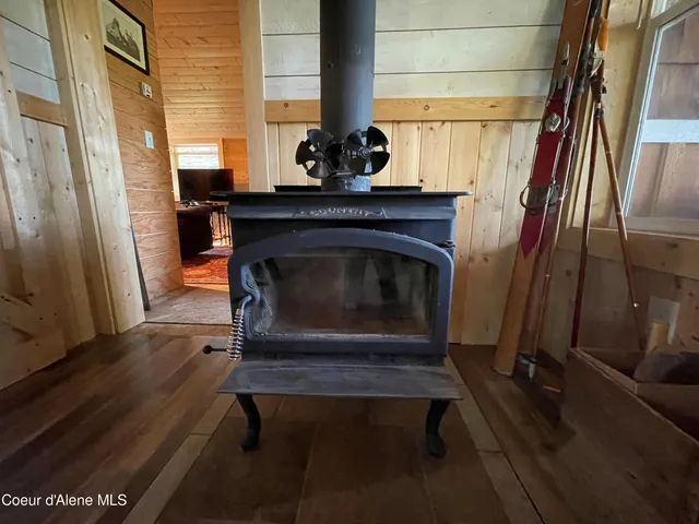 $299,000 | 1942 Two Tail Road, Bonners Ferry, ID 83805