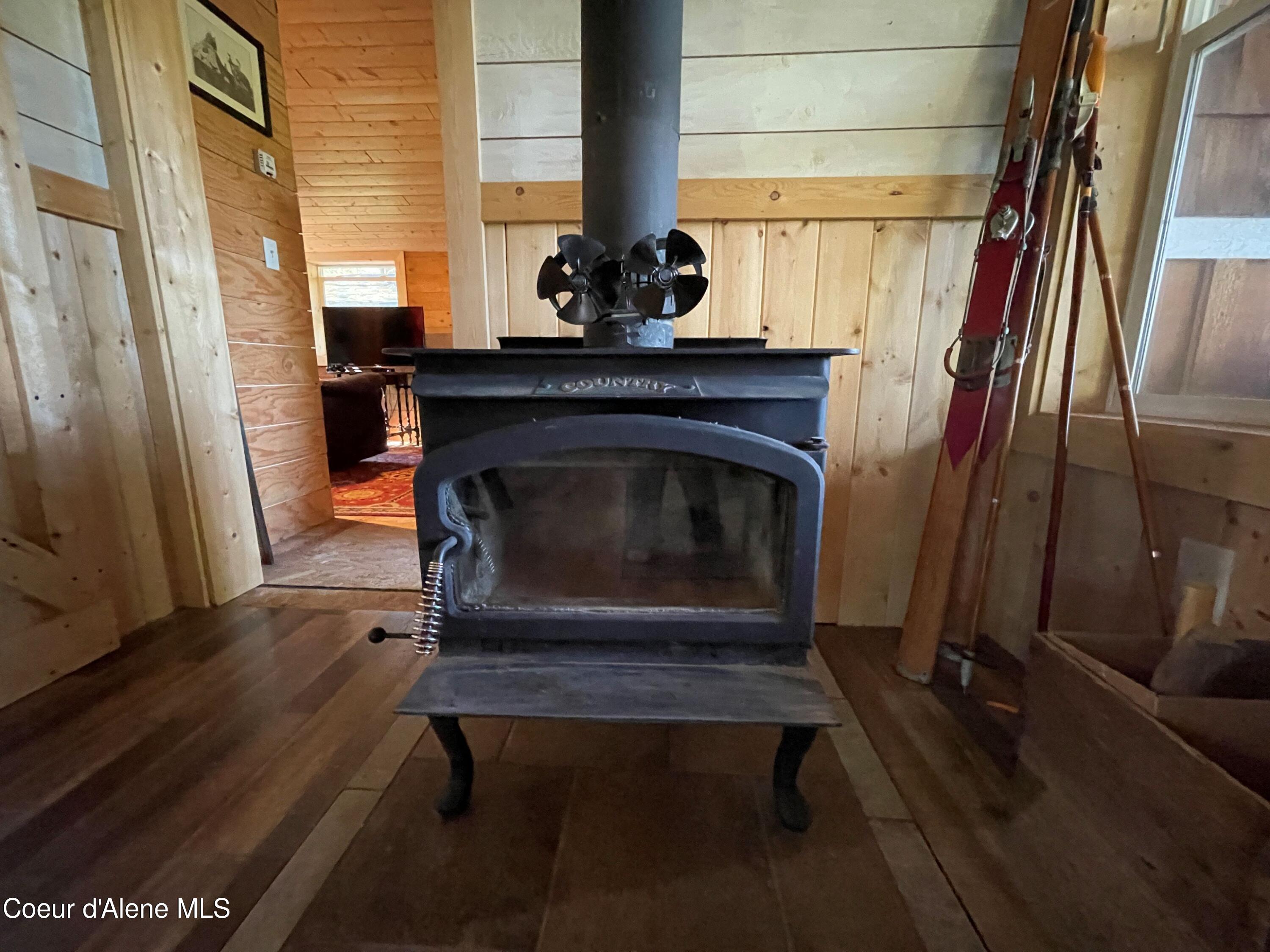 1942 Two Tail Road Bonners Ferry, ID 83805 - Photo 28 of 68 IMG_4103