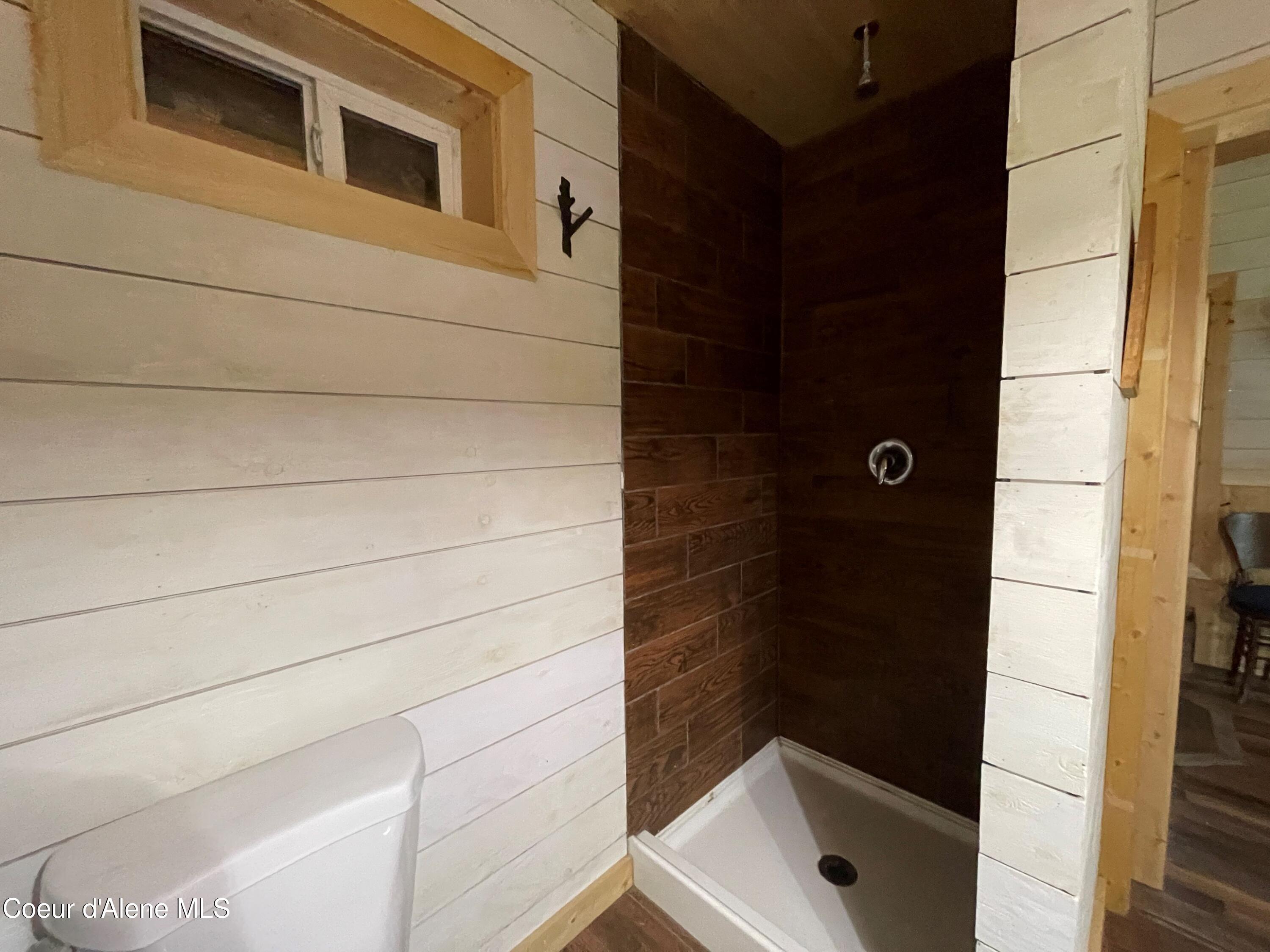 1942 Two Tail Road Bonners Ferry, ID 83805 - Photo 32 of 68 IMG_4108