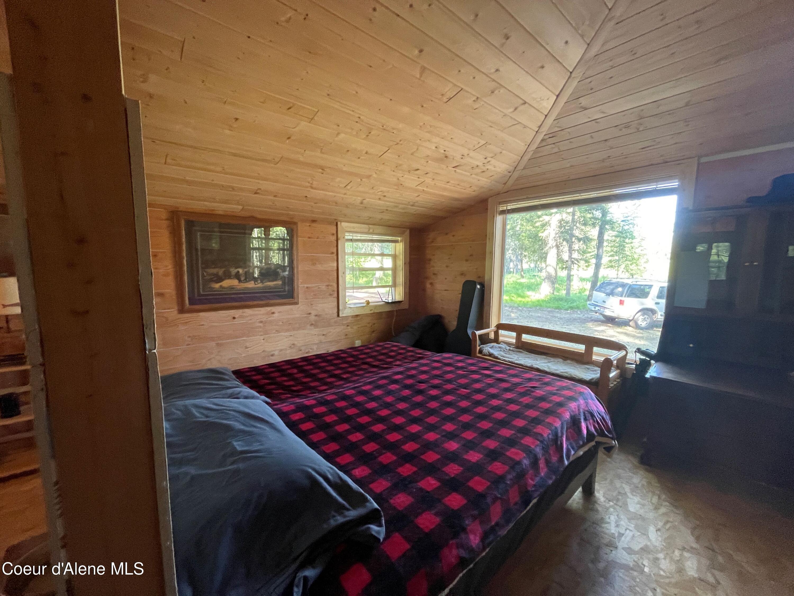 1942 Two Tail Road Bonners Ferry, ID 83805 - Photo 35 of 68 IMG_4111