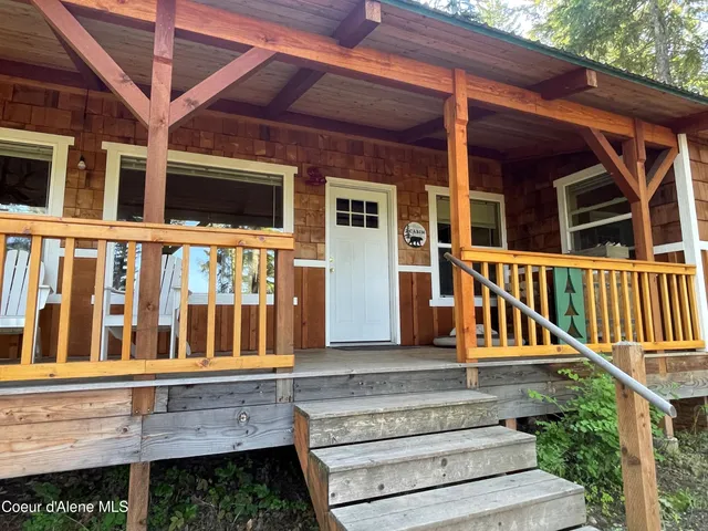 $299,000 | 1942 Two Tail Road, Bonners Ferry, ID 83805