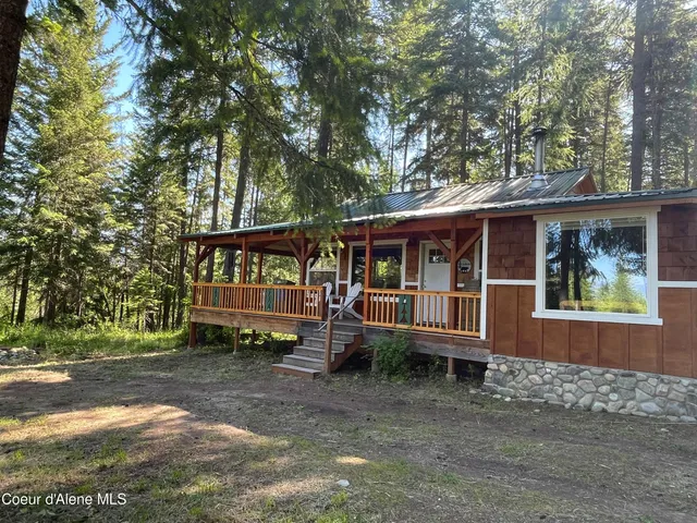 $299,000 | 1942 Two Tail Road, Bonners Ferry, ID 83805