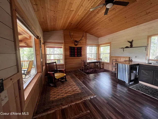 $299,000 | 1942 Two Tail Road, Bonners Ferry, ID 83805