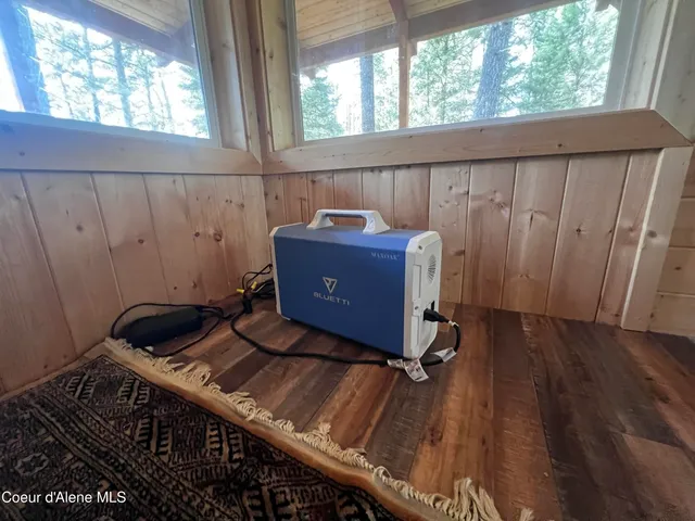 $299,000 | 1942 Two Tail Road, Bonners Ferry, ID 83805