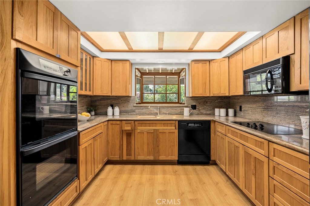 38 West Pamela Road Arcadia, CA 91007 - Photo 13 of 31
