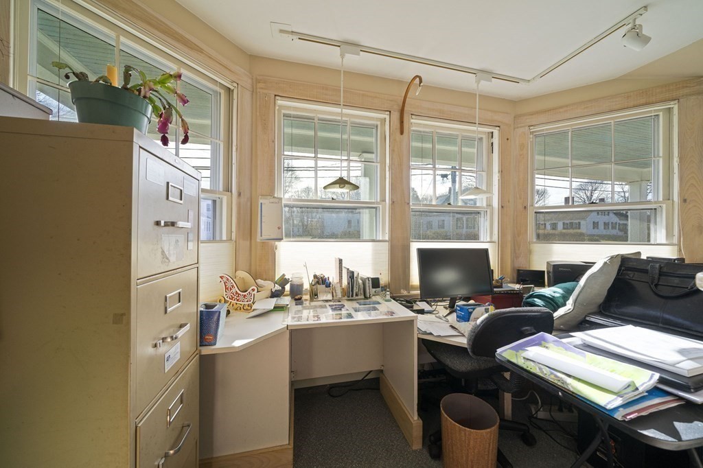 40 Beaver Dam Road Scituate, MA 02066 - Photo 5 of 21 Gallery Image 5