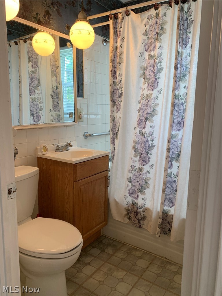 105 Aldrich Road Youngstown, OH 44515 - Photo 7 of 19