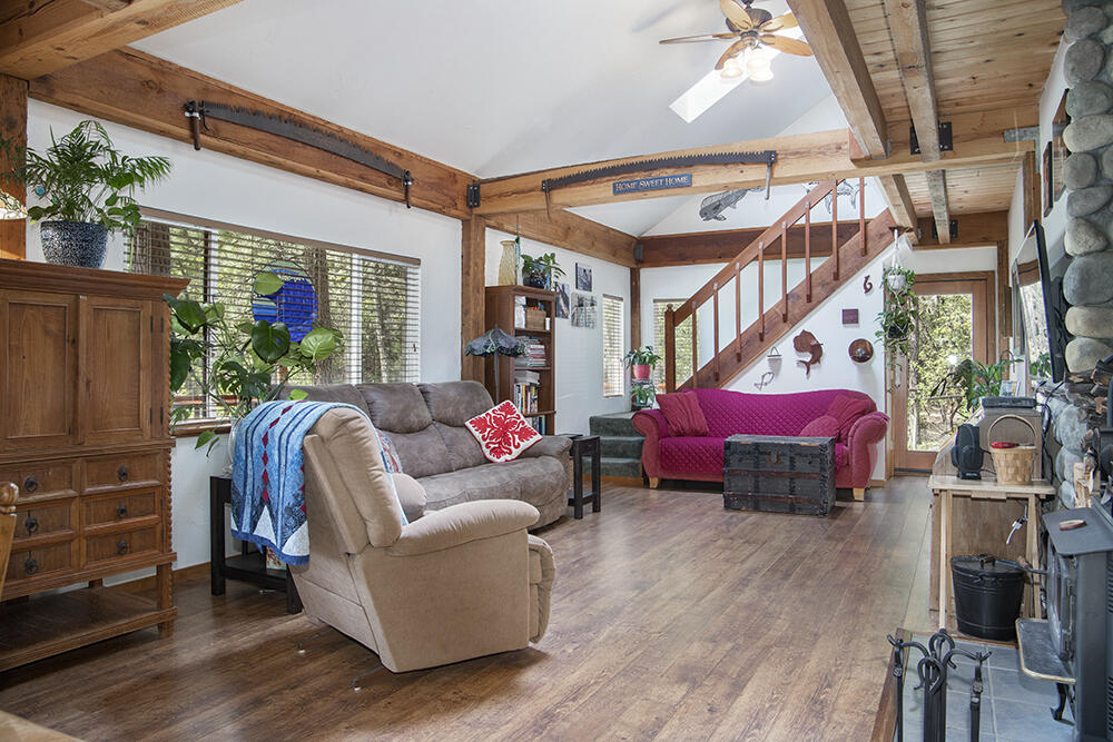 782 Crow Road Merlin, OR 97532 - Photo 11 of 38 11
