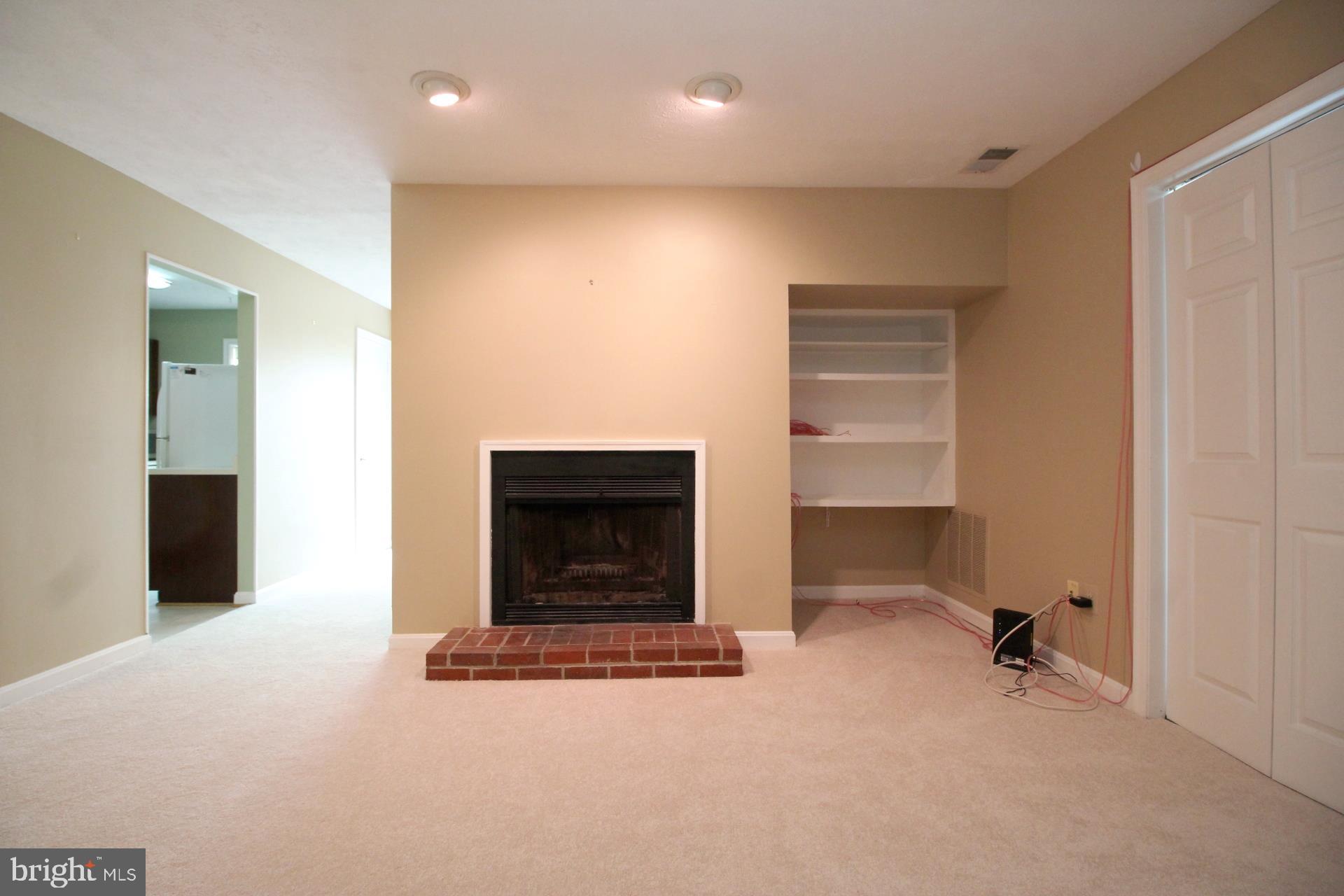10118 Oakton Terrace Road, Unit 10118 Oakton, VA 22124 - Photo 14 of 27