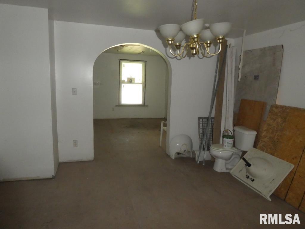 1215 South 17th Street Springfield, IL 62703 - Photo 6 of 20 Gallery Image 6