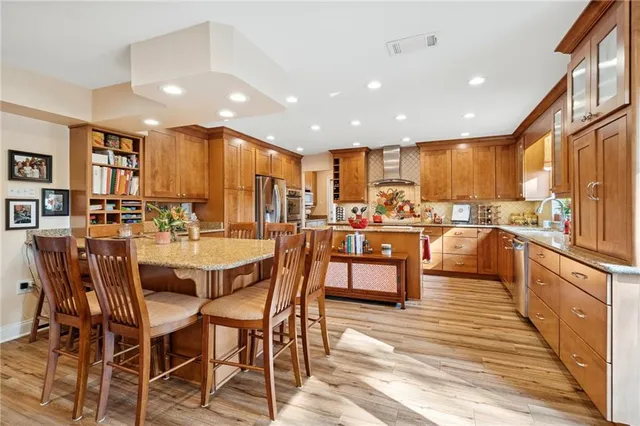 $1,200,000 | 4620 East St Bernard Highway, Meraux, LA 70075