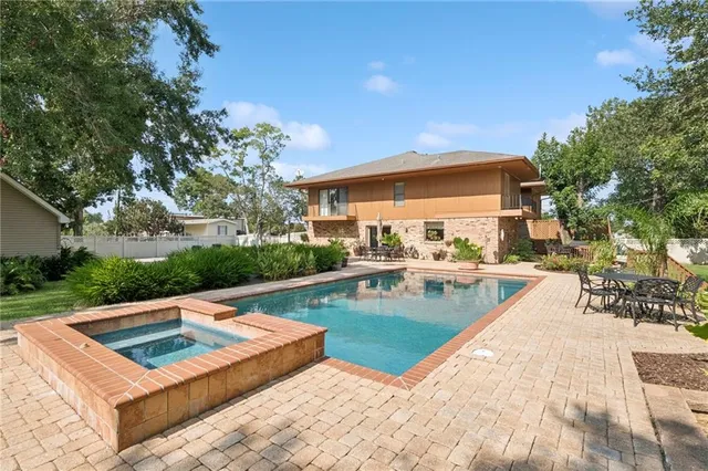 $1,200,000 | 4620 East St Bernard Highway, Meraux, LA 70075