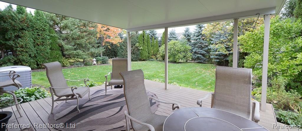 44164 Richmond Road Canton, MI 48187 - Photo 47 of 58 44164Richmond-43.jpg
