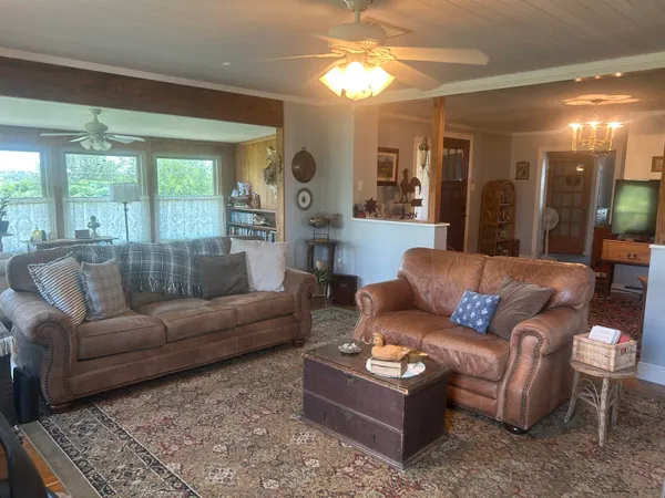 $450,000 | 1109 Ashley Avenue, Llano, TX 78643