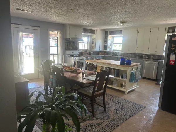$450,000 | 1109 Ashley Avenue, Llano, TX 78643