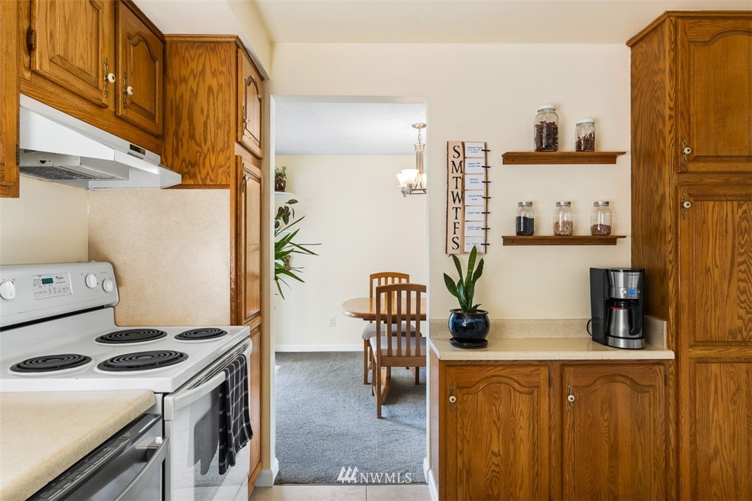 12915 Southeast 186th Street Renton, WA 98058 - Photo 12 of 40 Gallery Image 12