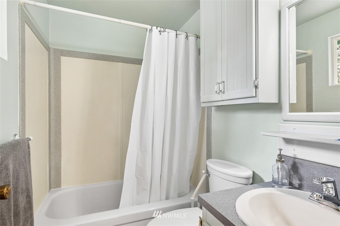 12915 Southeast 186th Street Renton, WA 98058 - Photo 22 of 40 Gallery Image 22