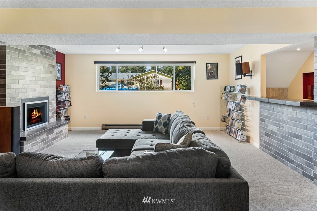 12915 Southeast 186th Street Renton, WA 98058 - Photo 29 of 40 Gallery Image 29