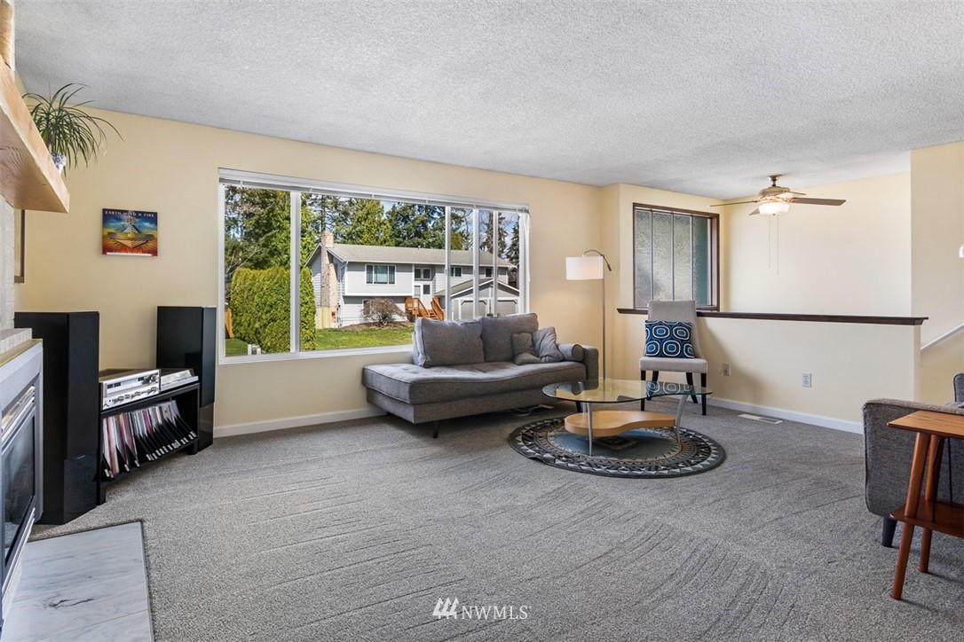 12915 Southeast 186th Street Renton, WA 98058 - Photo 6 of 40 Gallery Image 6