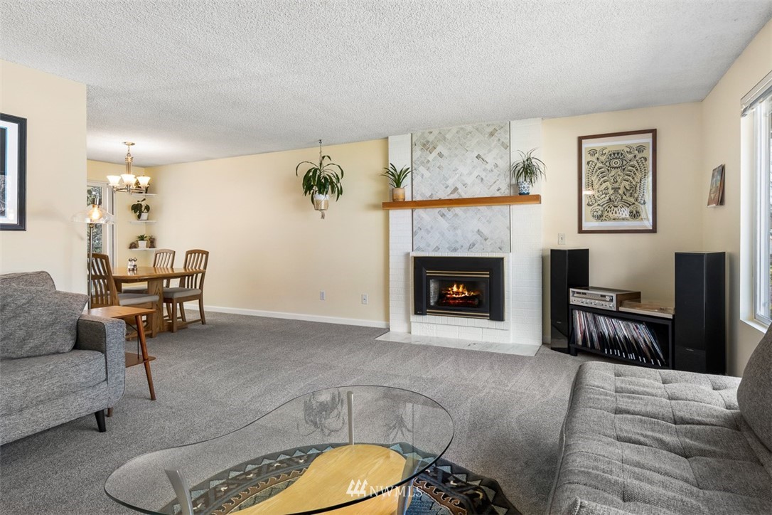 12915 Southeast 186th Street Renton, WA 98058 - Photo 7 of 40 Gallery Image 7