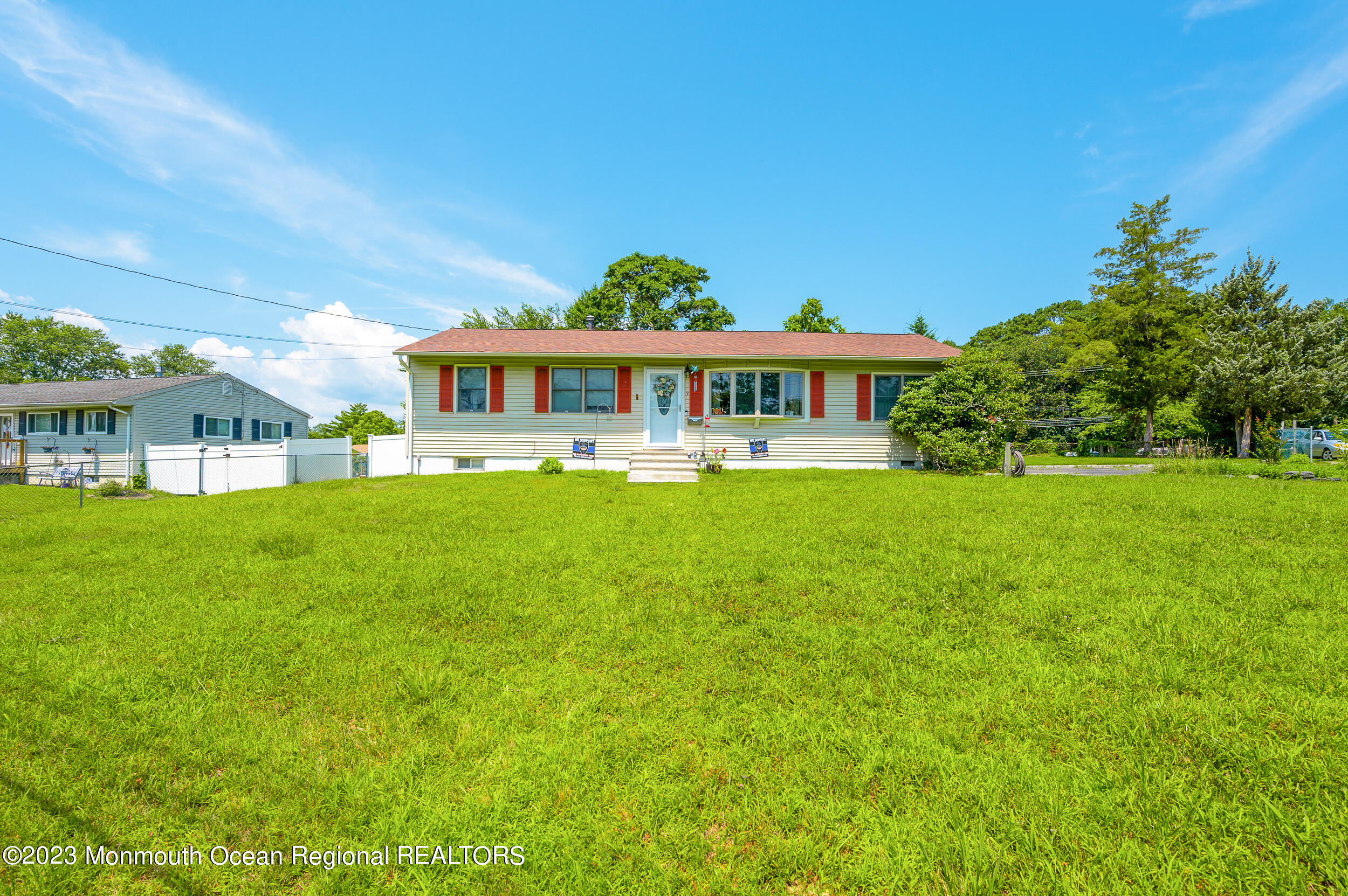 3 Amherst Road Toms River, NJ 08757 - Photo 2 of 19 a front view of a house with garden