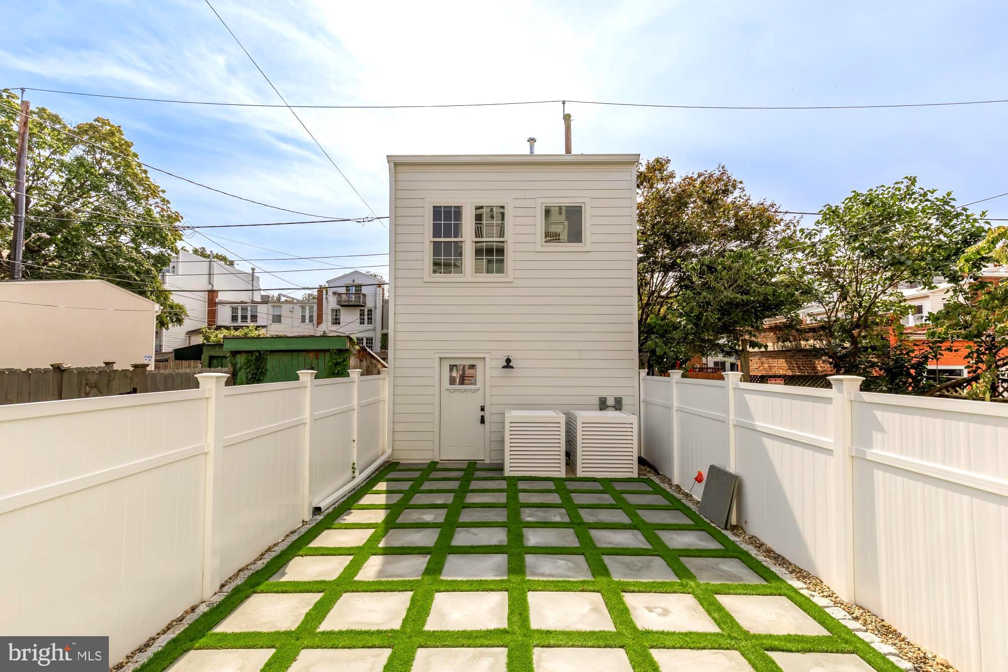 3542 T Street Northwest, Unit 2 Washington, DC 20007 - Photo 17 of 18