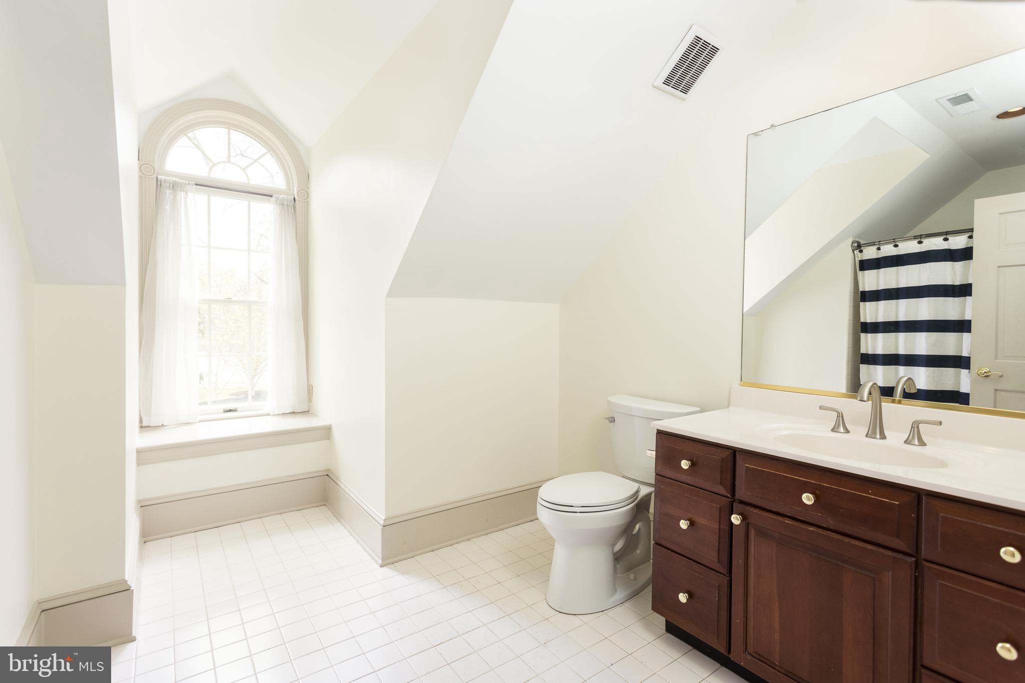 3040 Oak Farm Road Churchville, MD 21028 - Photo 30 of 51 HALL BATHROOM