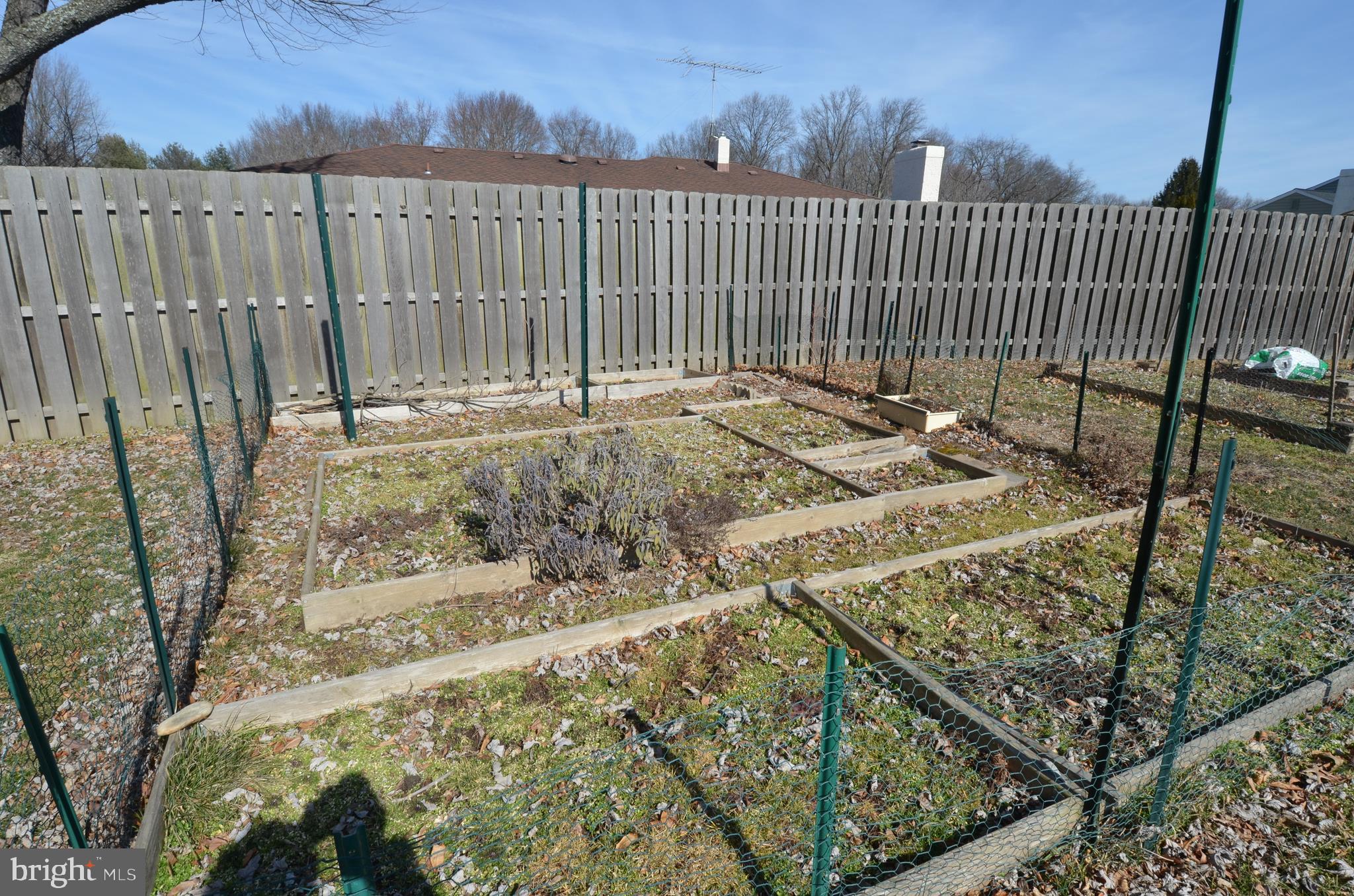 14 Azalea Way Hamilton, NJ 08690 - Photo 29 of 33 a view of a backyard with iron fence