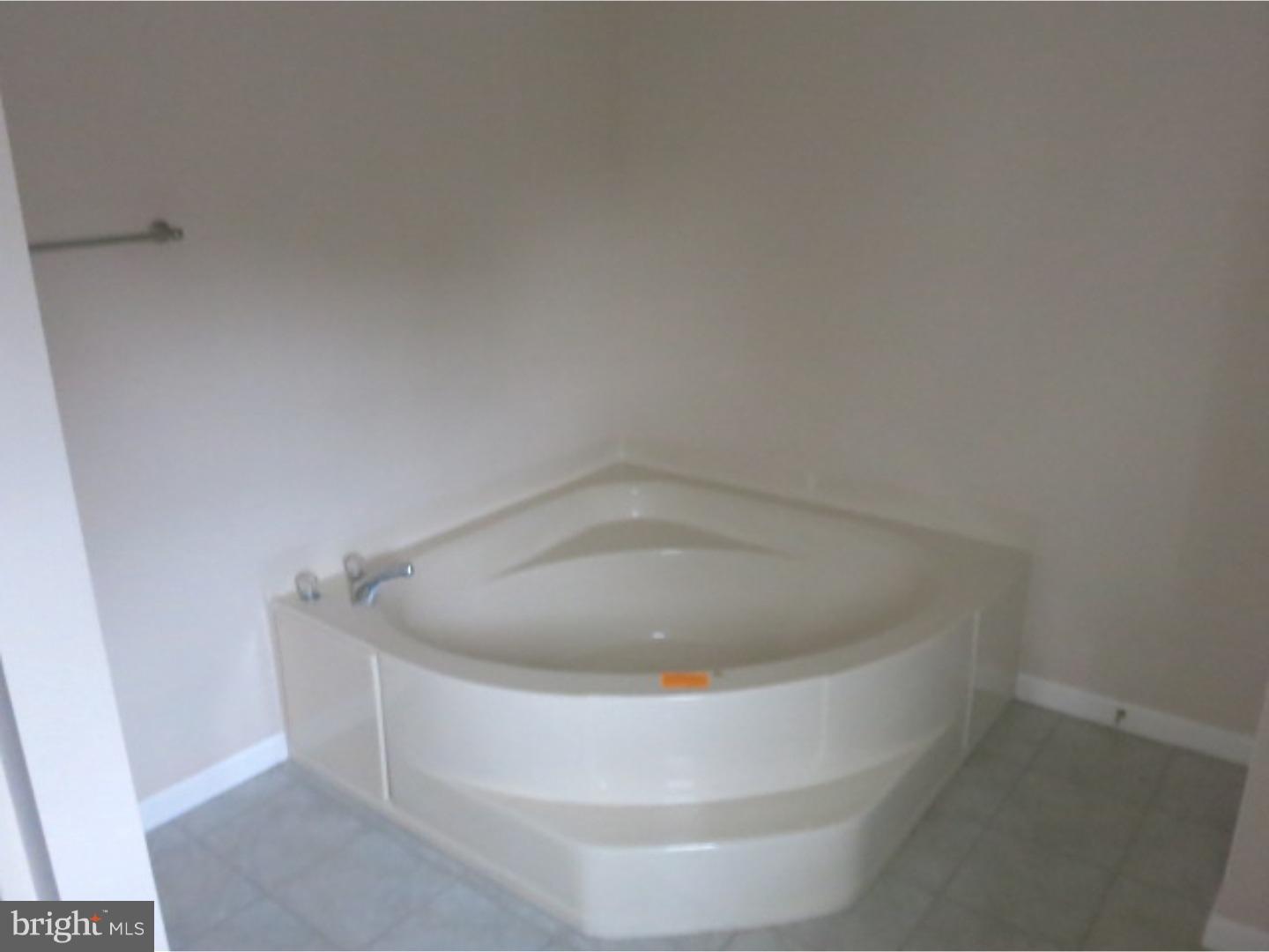 19 Birch Road Pennsville, NJ 08070 - Photo 13 of 19 Master Bathroom