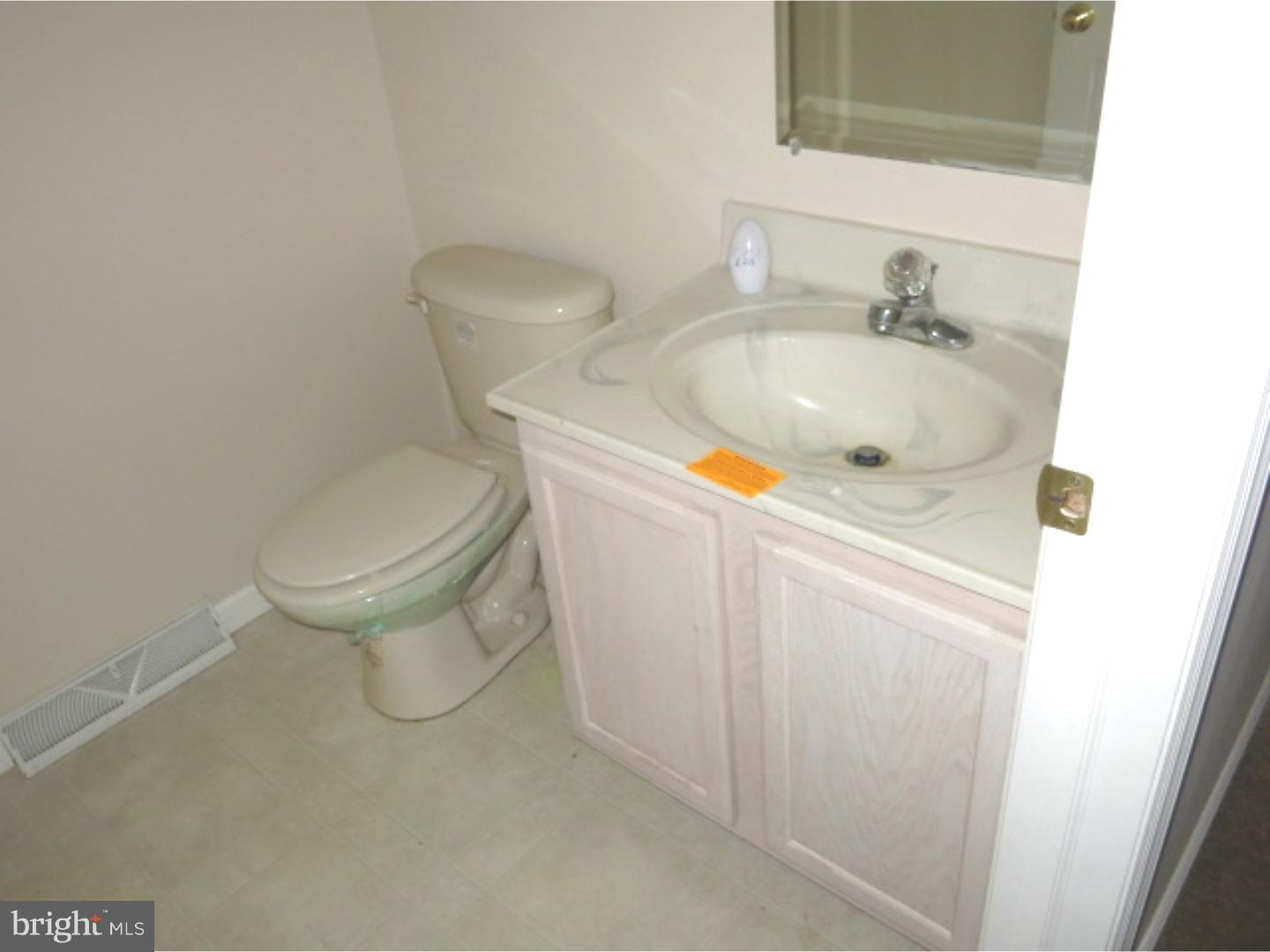 19 Birch Road Pennsville, NJ 08070 - Photo 9 of 19 Bathroom