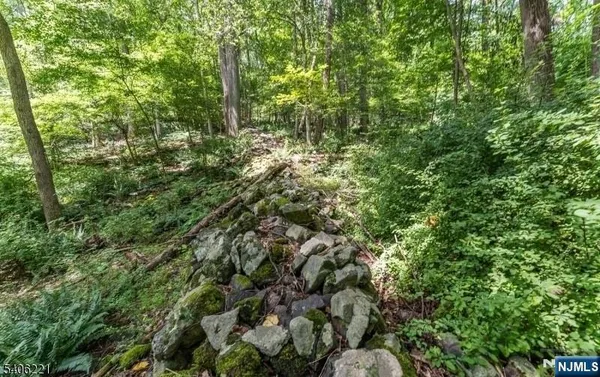 $99,999 | Sweet Hollow Road, Milford, NJ 08848