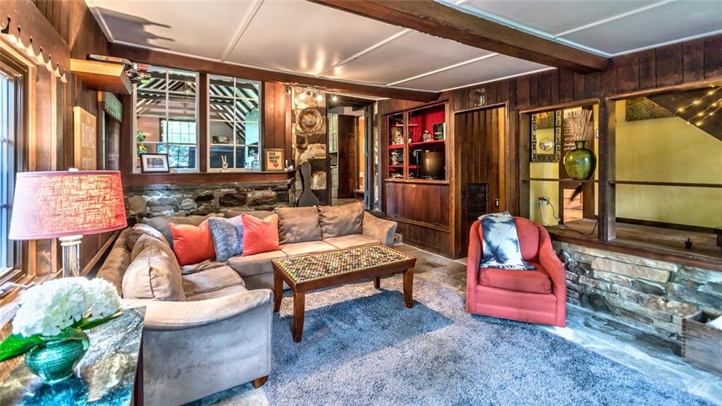 3934 Gibsonia Road Gibsonia, PA 15044 - Photo 3 of 25 Gallery Image 3