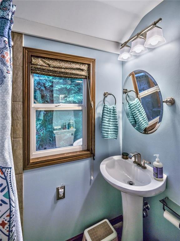 3934 Gibsonia Road Gibsonia, PA 15044 - Photo 23 of 25 Gallery Image 23